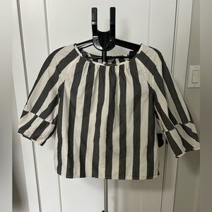 Women’s Everlane Striped Grey and White top-size medium